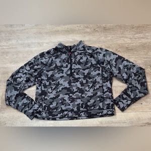 Spyder Women’s Camo Cropped 1/4 Zip Pullover Size Larger